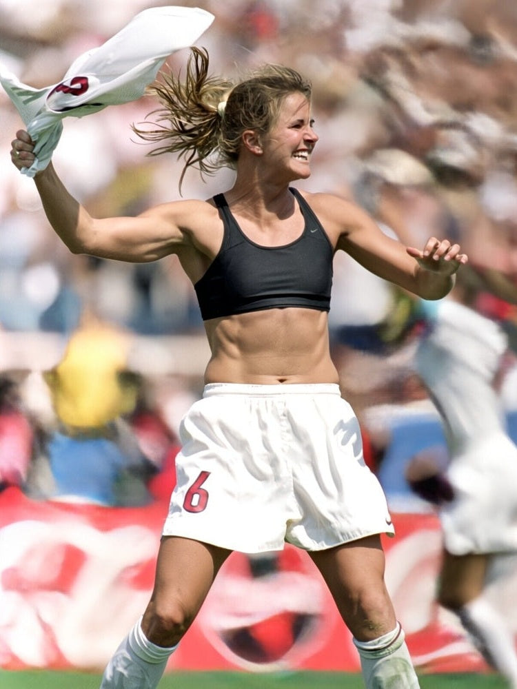 Brandi Chastain Celebration 8.5 x 11 Photograph Art Print Photo Collectibles:Photographic Images:Photographs Style Your Walls